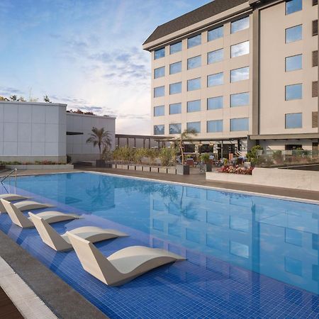 Courtyard By Marriott Shillong Hotel Bagian luar foto